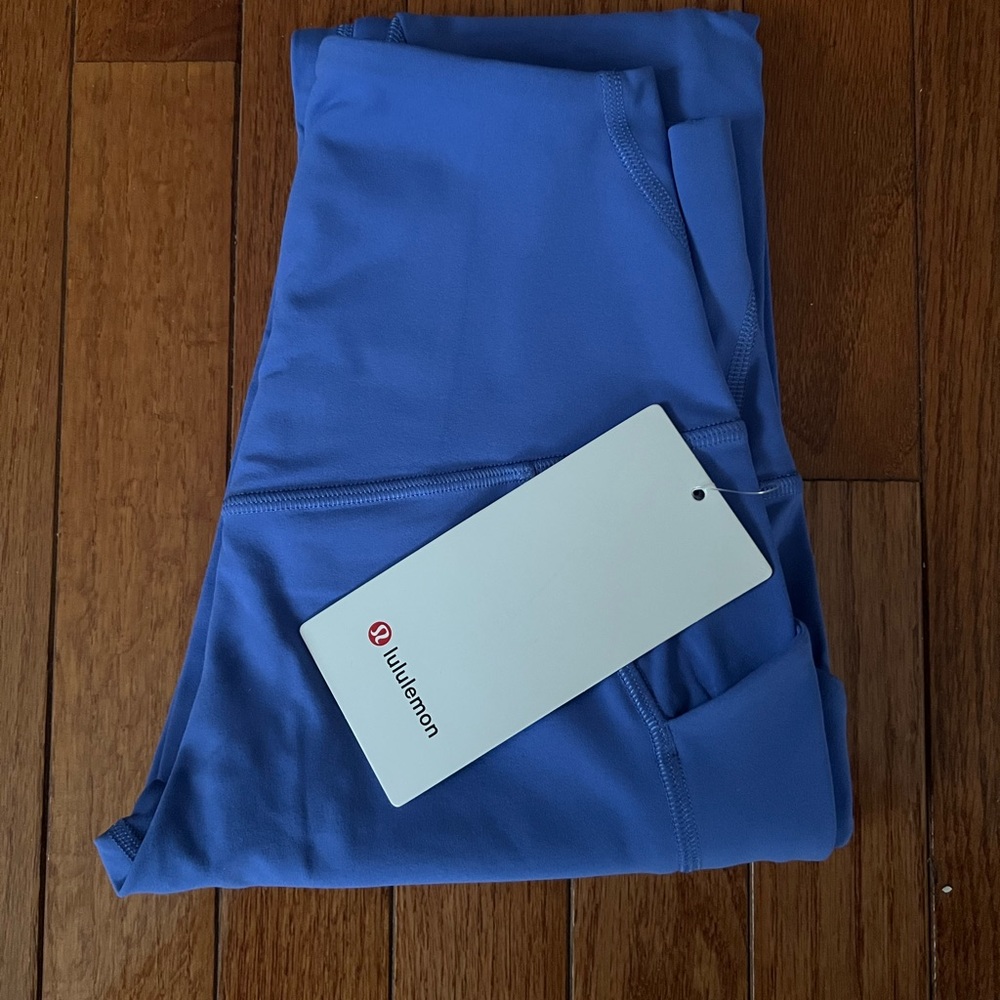 NWT Lululemon align size 4, 23” wild indigo color